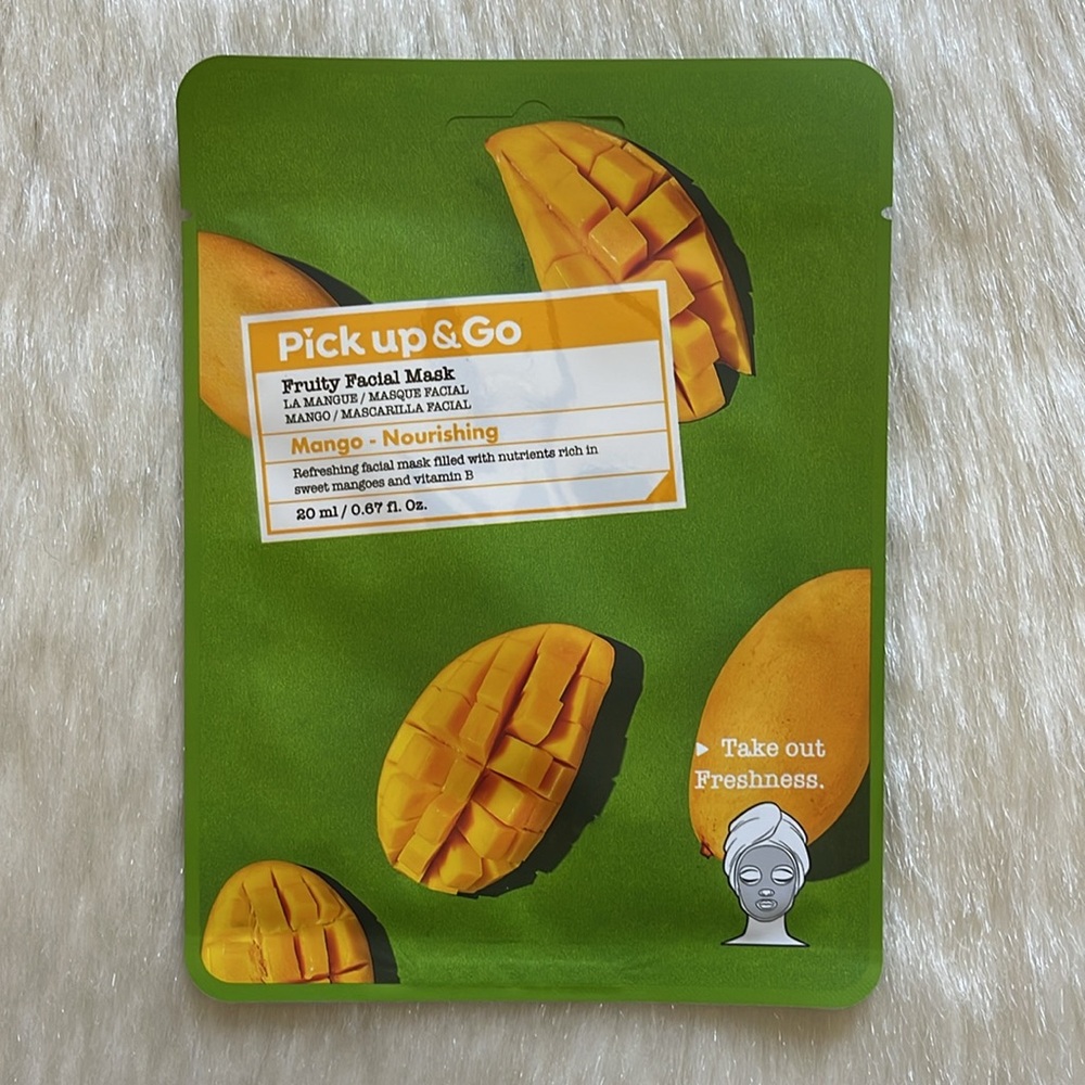 Jade Facial Roller & Fruit Tea Vitamin Infused Moisturizing Sheet Mask Set - Picture 7 of 12